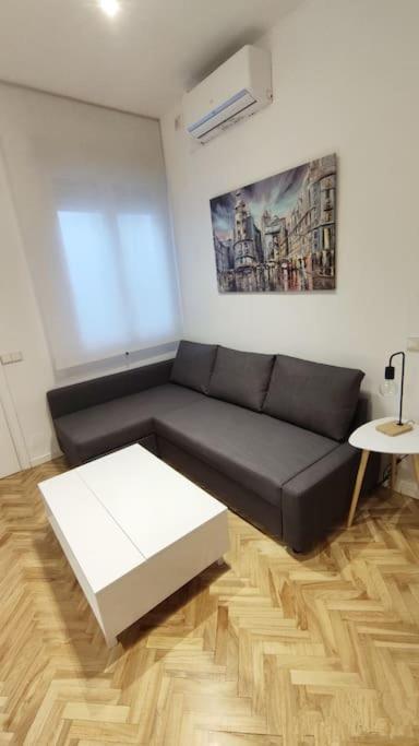 Lovely Apartment In Madrid Center Exterior photo